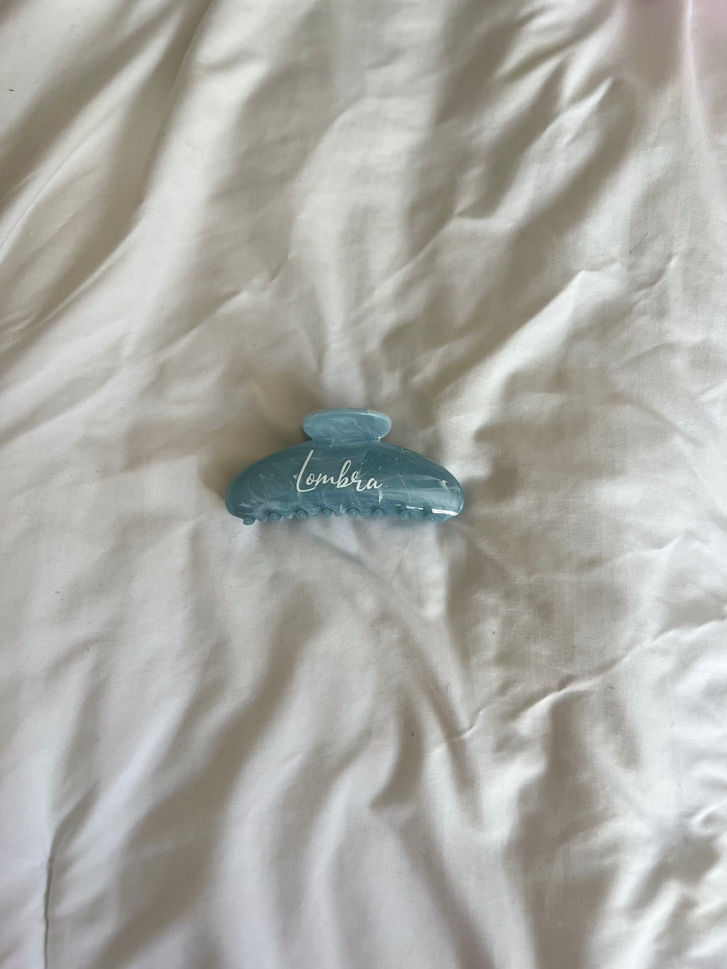 Signature Clip in Powder