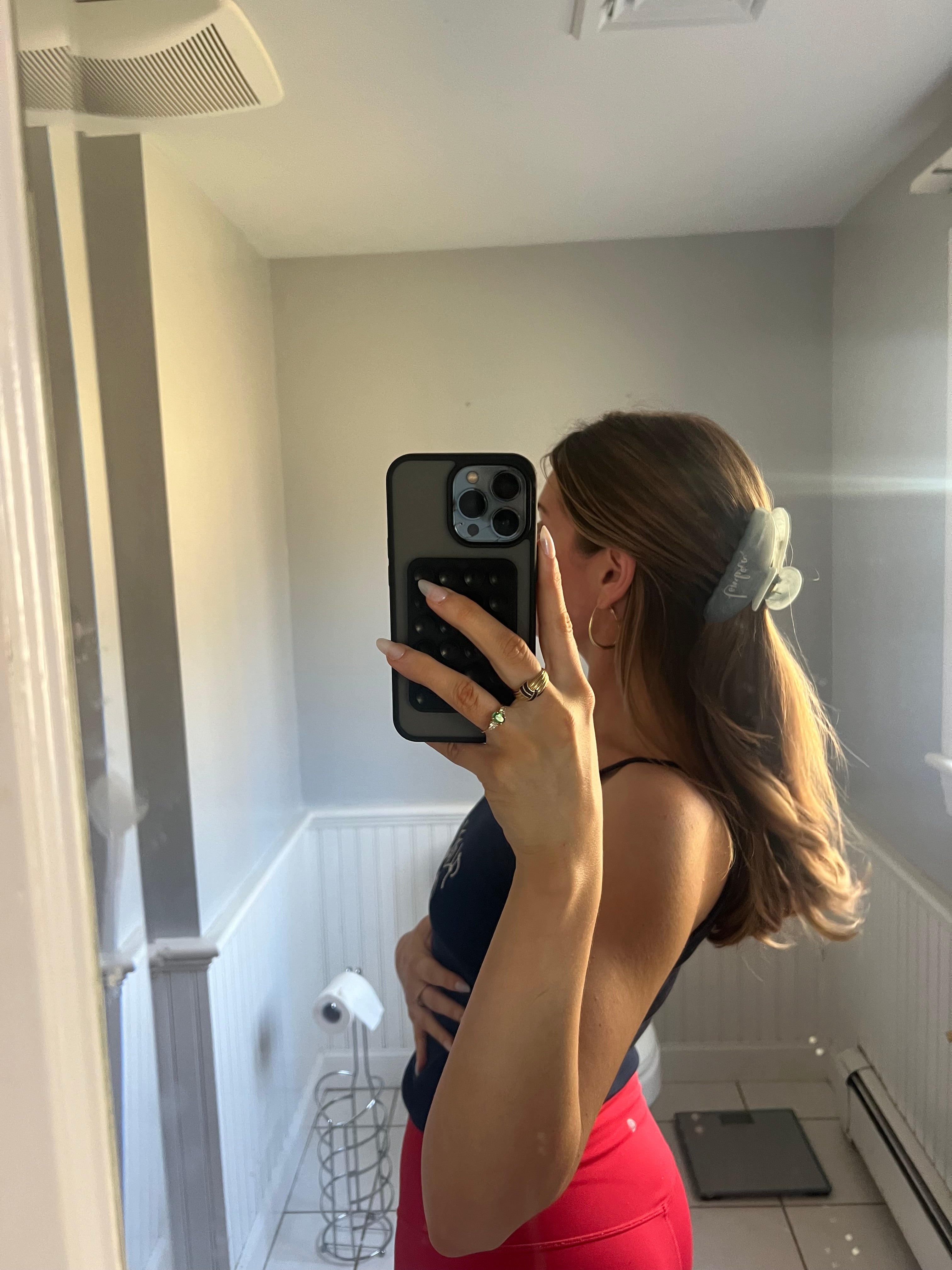 Signature Clip in Powder